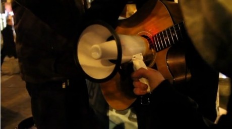 Jinx Lennon @ #occupydamestreet - gig by megaphone, guitar too