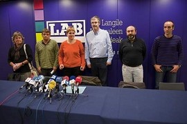 Representatives of all six Basque unions at press conference to denounce police attacks and call for massive protest  (photo: GARA)