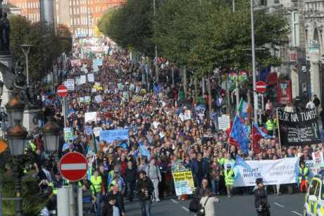 water_charges_march_sat_oct11_o_connell_st_right2water.jpg