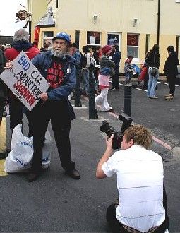 Colm Poses - So That's How The Professionals Do It - Too Much Work!
