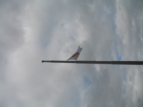 Click on image to see full-sized version Shell flag, turn yr computer on it's side to see it and not very clear, sorry