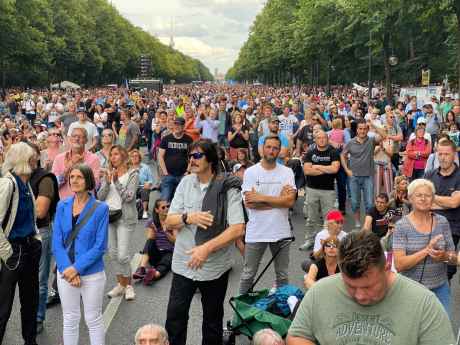 berlin_aug29_protest_against_lockdown.jpg